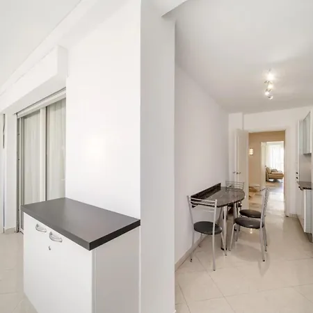 Lejlighed Ref 2029 Sea View For Rent Croisette